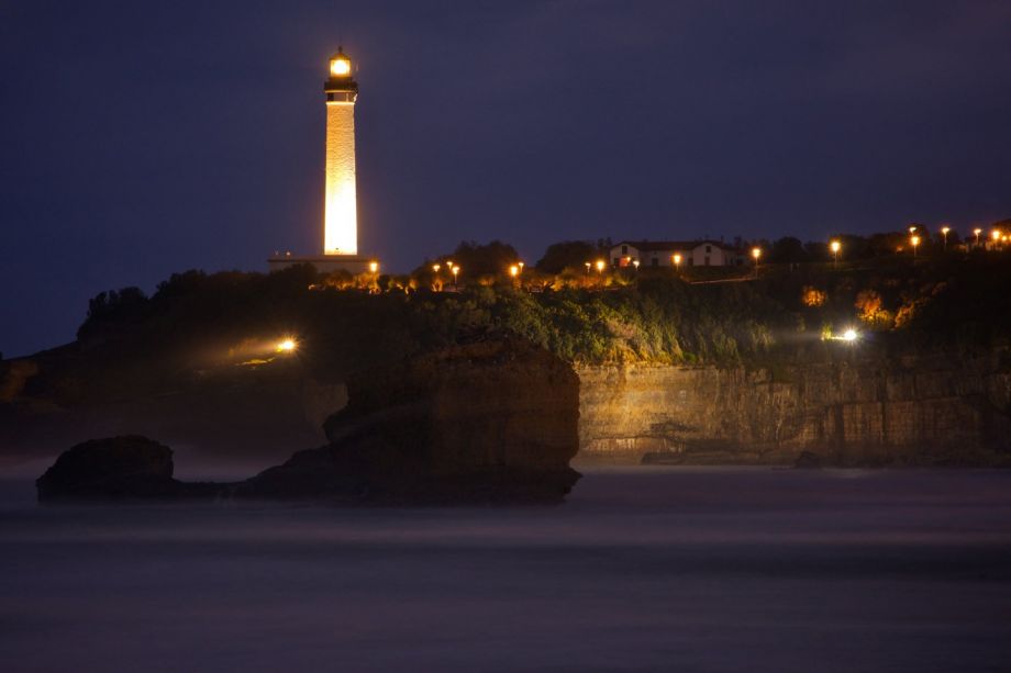 Biarritz lighthouse photo